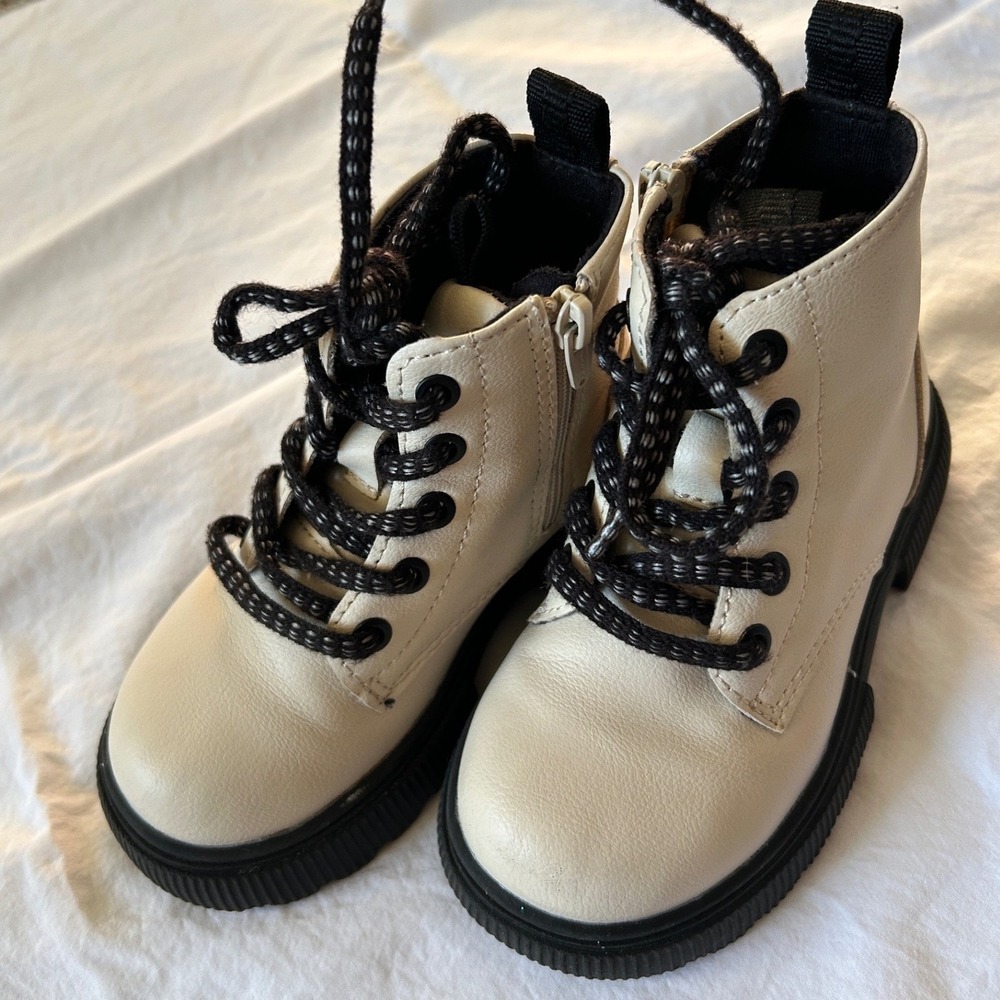 ZARA‎ Kids Cream Combat Boots Side Zip Lace Up Chunky Sole Size EU 22